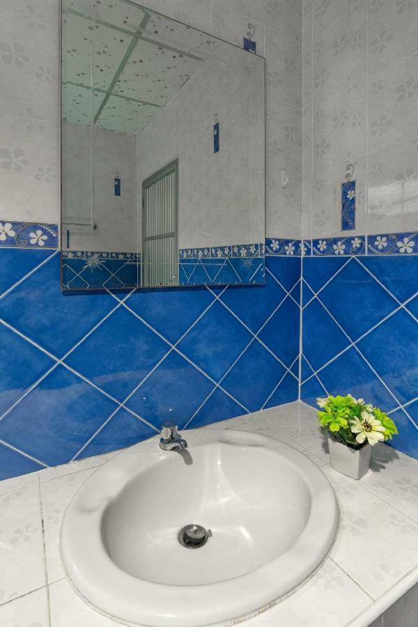 Guest house A&j Nanai Patong